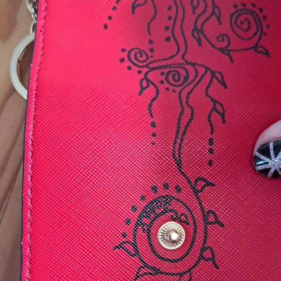 Hand Painted Red Patterned Women's Mini Wallet Coin Purse - Picture 6 of 9